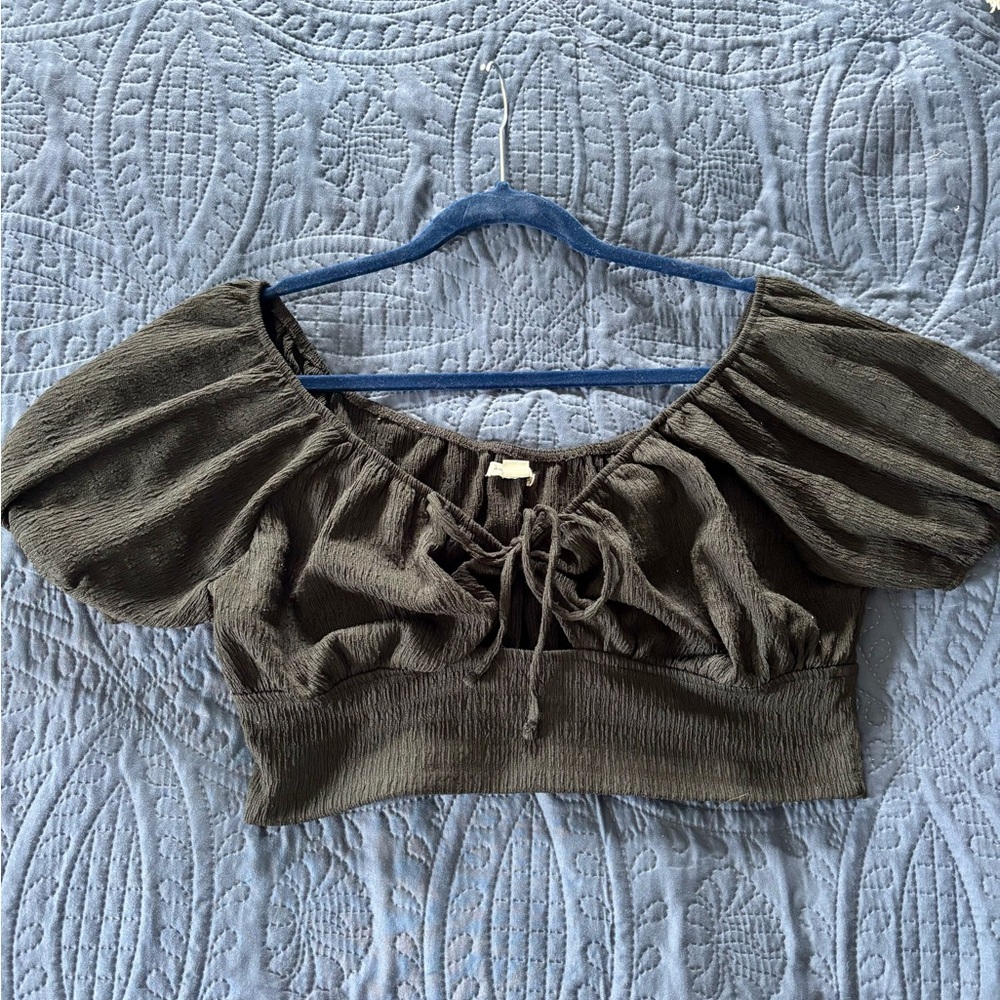 American Eagle Black Cropped Top